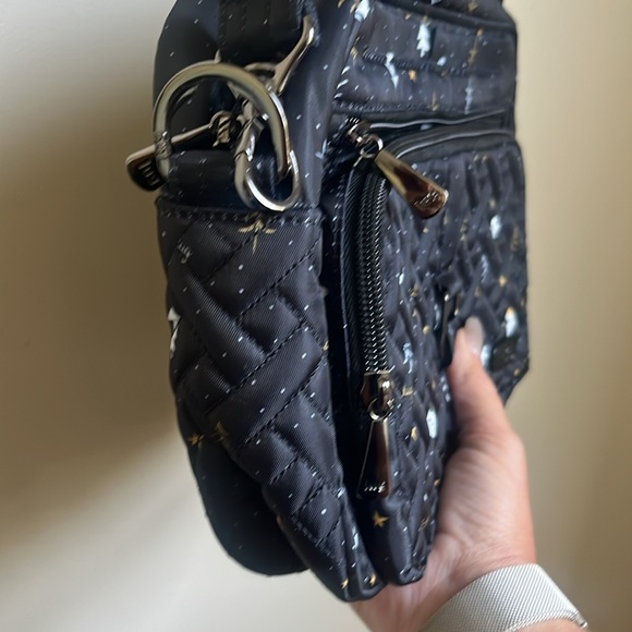 Lug Carousel XL Crossbody Bag Snowman Trees - Picture 5 of 12